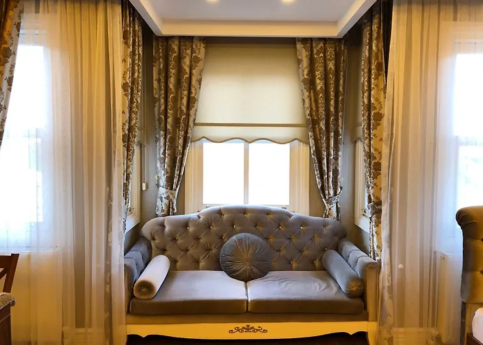 Rose Mansion By Otantik Suites İstanbul