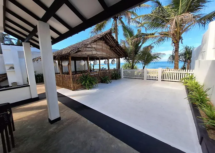 Sailors' Bay Bed & Breakfast Hikkaduwa