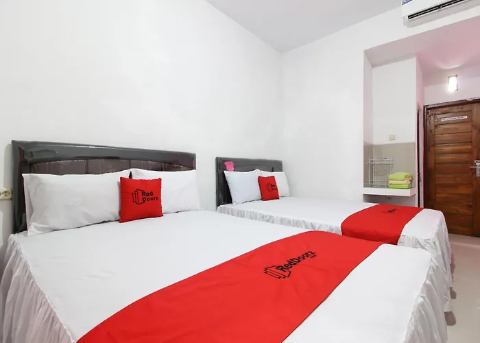 RedDoorz Syariah At Kebun Raya Hotel Yogyakarta