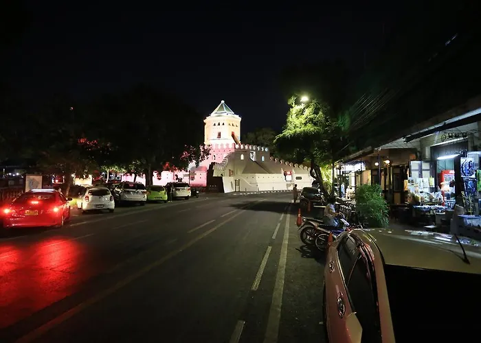 Thara House Hotel Bangkok