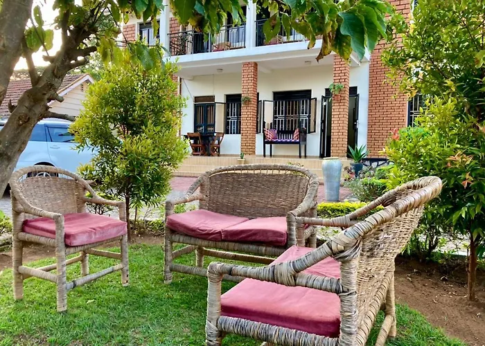 Okra House Hotel Entebbe
