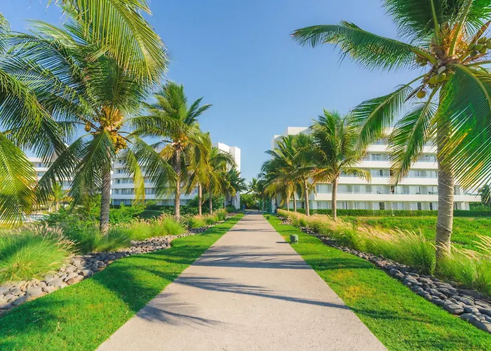 Oceana Resort & Conventions Monterrico