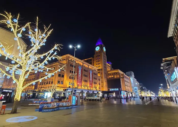 Happy Dragon Saga Hotel: Garden Terrace in City Center Beijing