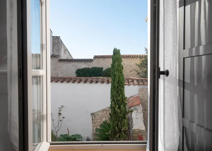 Hotel La Martinoise Patio à Saint-Martin-de-Ré