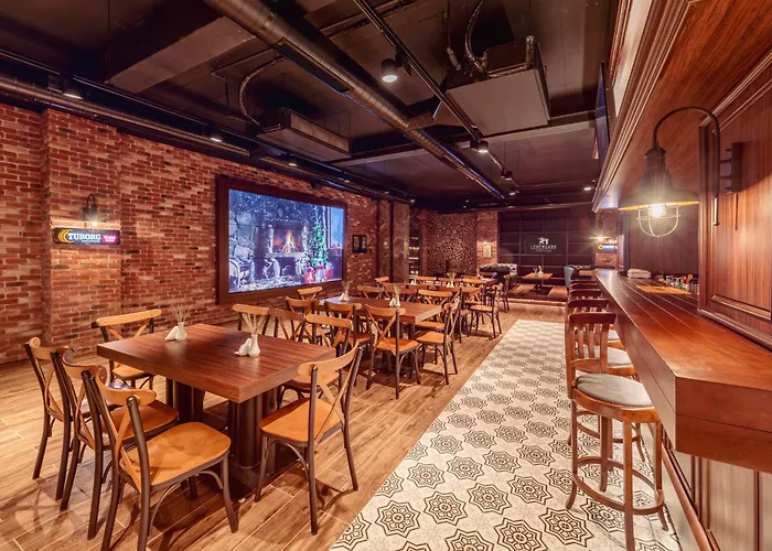 Novel Centre Point Hotel Famagusta 