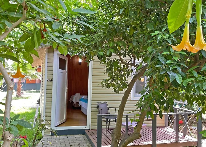 Garden Pansiyon Çıralı Kemer