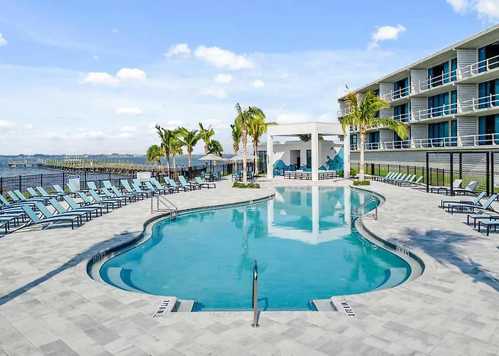 Harbor Island Beach Club, Homes By Villatel Melbourne Beach