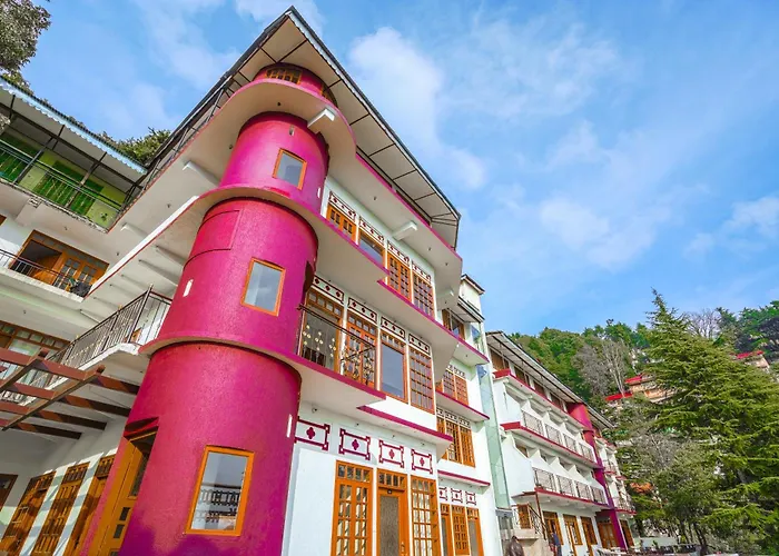 Pax Hotel Ark 150 Meters From Mall Road Dalhousie