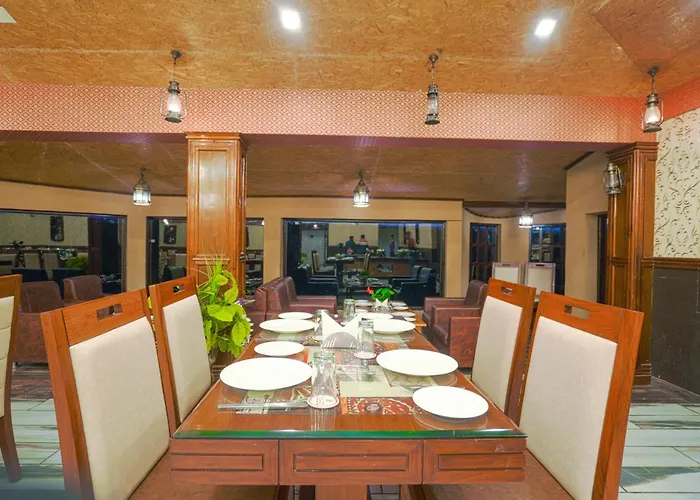 Pax Hotel Ark 150 Meters From Mall Road Dalhousie