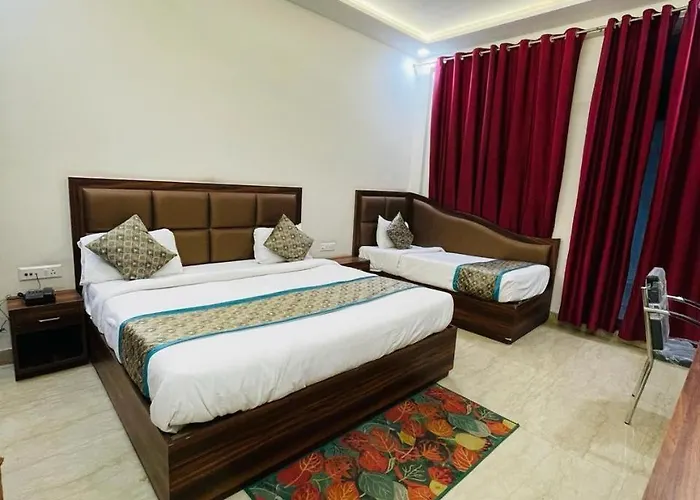 Hotel The Golden Taj By The Golden Taj Group & Hotels Agra 