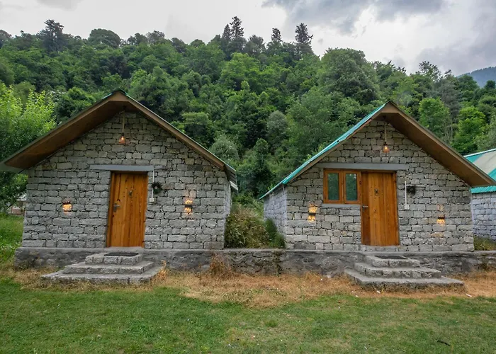House Of Manali Bed & Breakfast