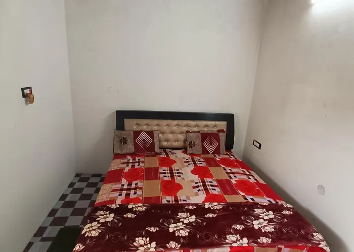 Keshav Narayan Home Stay Mathura
