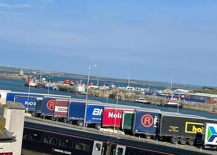 Harbour Watch Hotel Holyhead