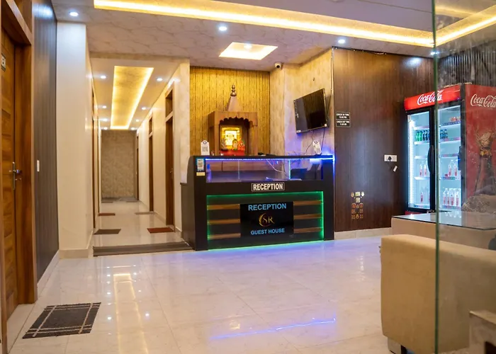 Sr Guest House & Hotel Agra 