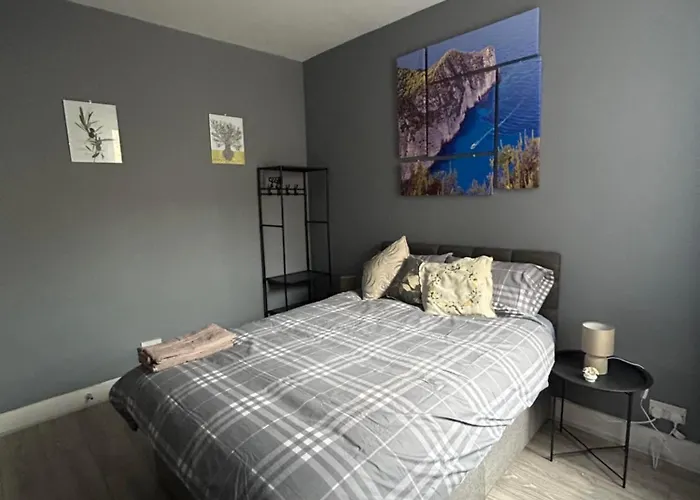 Hatton Homes: Tottenham London