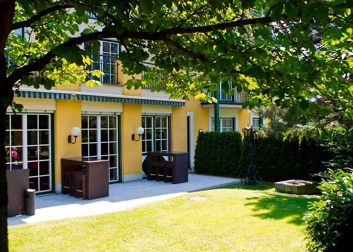 Hotel Hubertushof Anif