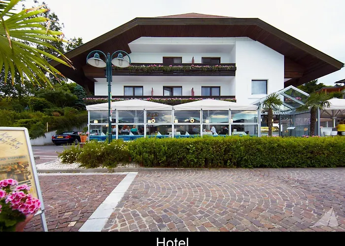 Hotel-Restaurant "Veldener Traumschiff" Direkt Am See In 2Min Im Zentrum Velden am Wörthersee