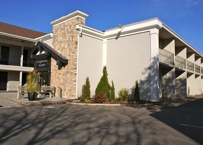 The Hotel On Pownal Charlottetown