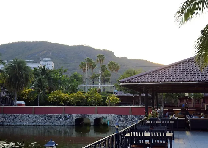 บ้านมีสุข หัวหิน สปาร์แอนด์รีสอร์ท