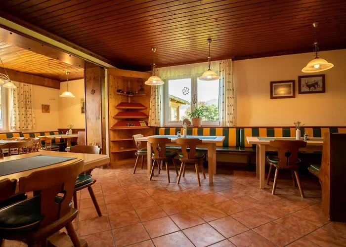 Bed and Breakfast s'Wirtshaus Familie Aigner Grobming