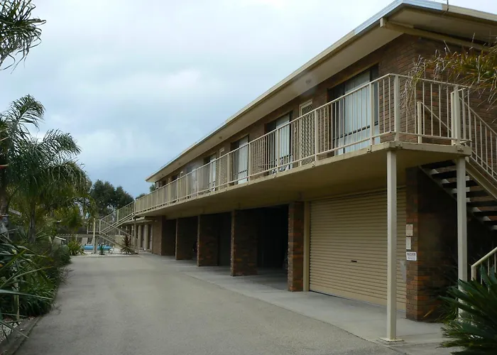 Allambi Holiday Apartments Lakes Entrance