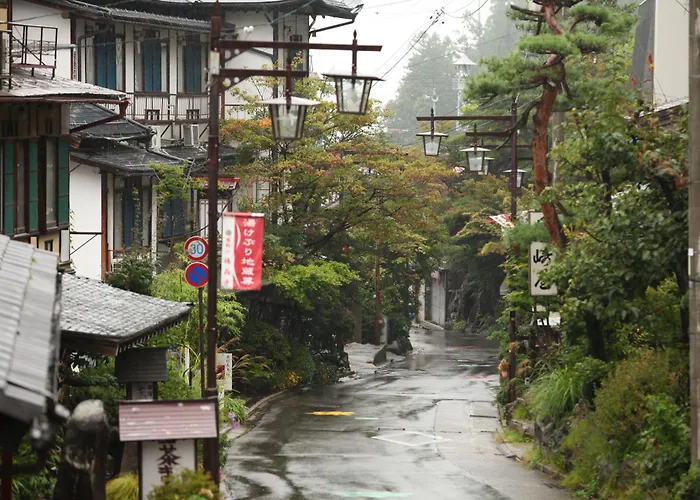 Yudanaka Yumoto Hotel Yamanouchi 
