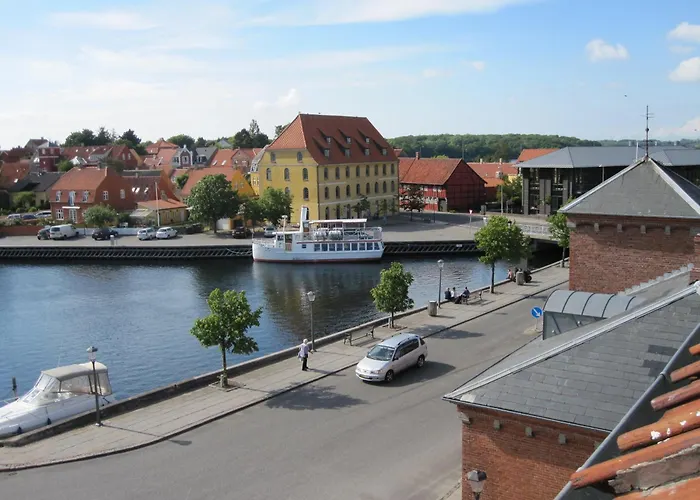 Hotel Postgaarden Skaelskor