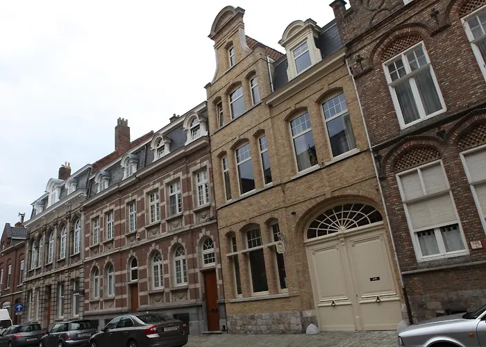 La Porte Cochere Ypres