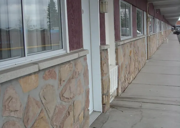 Grand Motel Saint-Hubert Longueuil