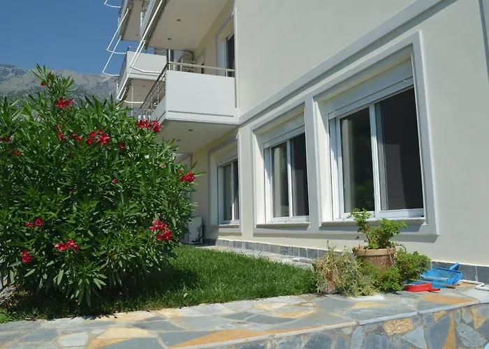 Perivolos Apartments Dhermi