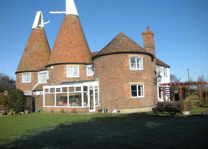 Manor Farm Oast Bed & Breakfast Winchelsea