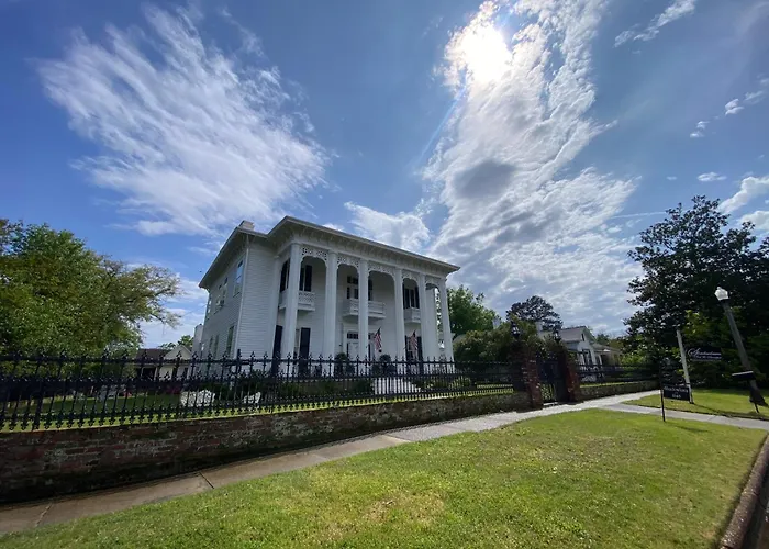 Shadowlawn Bed And Breakfast Columbus