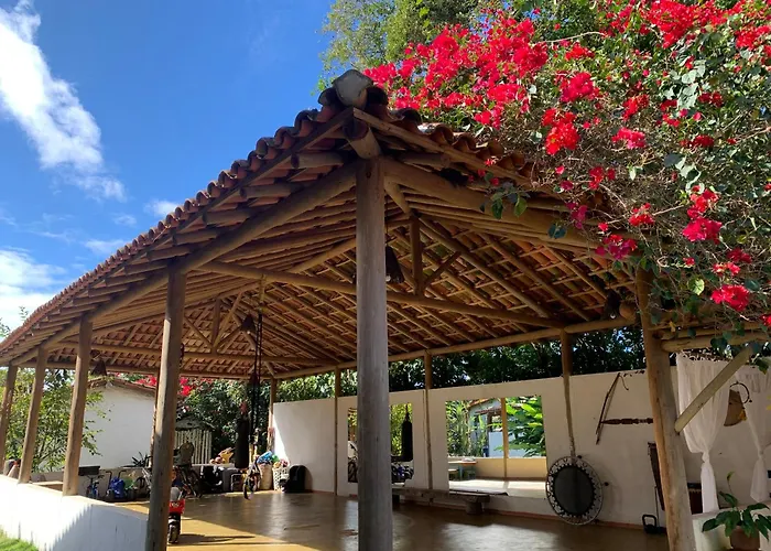 Cheiro Nativo - Chales & Pousada Trancoso
