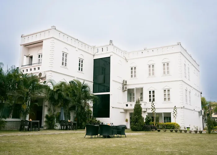 Hotel Maden Inn Itahari
