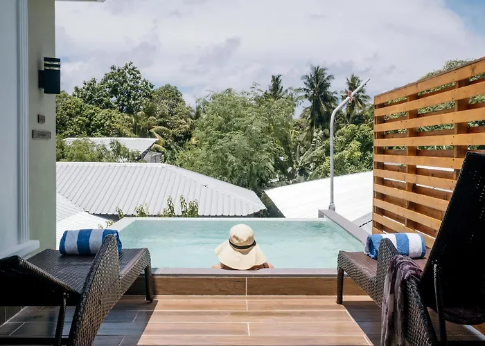 Fuvahmulah Central Hotel