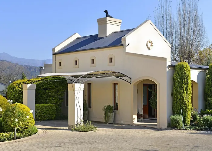 Petit Plaisir Is A Romantic Self-Catering Cottage On The Side Of The Village No1 Franschhoek