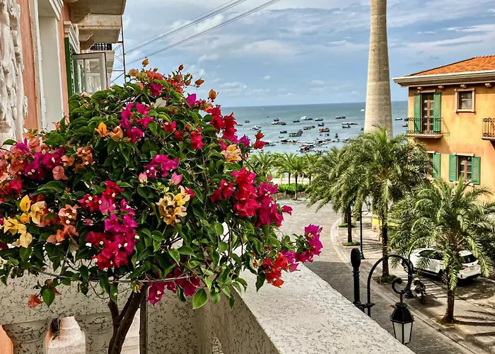 Aurora Phu Quoc Hotel&Cafe
