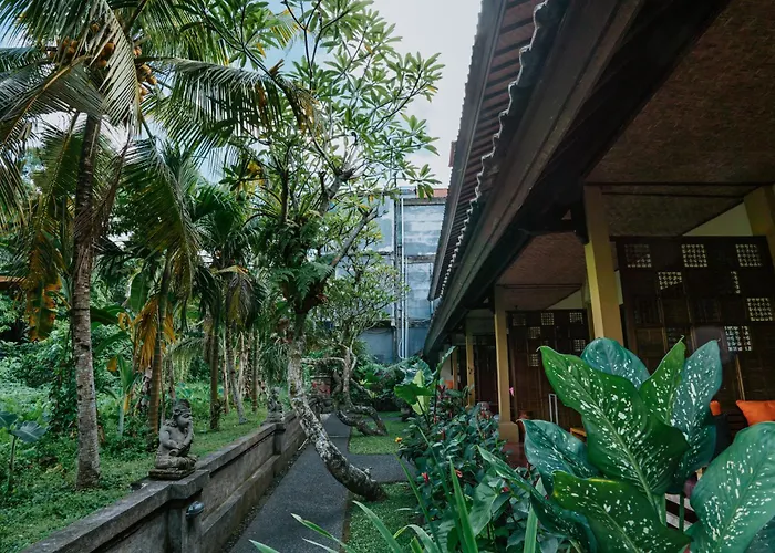 Jati Home Stay Ubud 