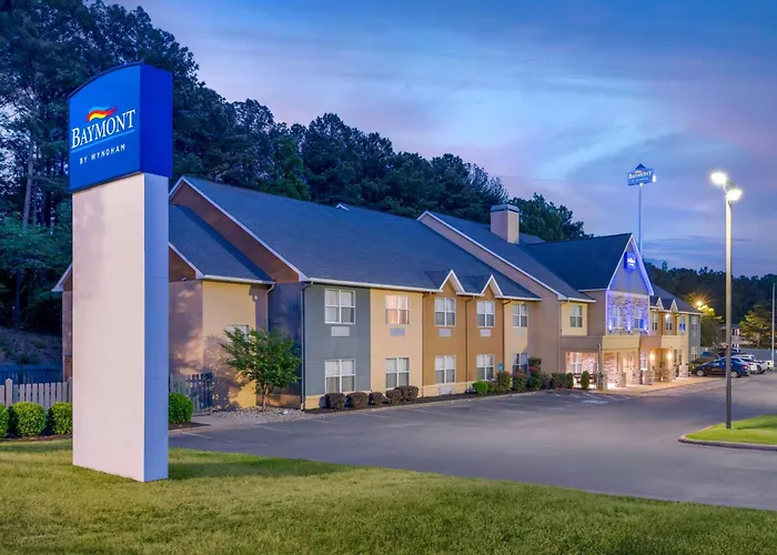 Baymont By Wyndham Kennesaw Hotel