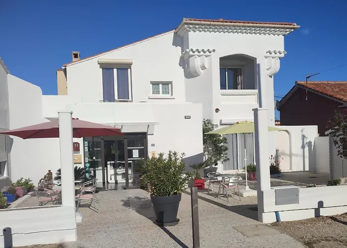 Hôtel le Calypso Hyères