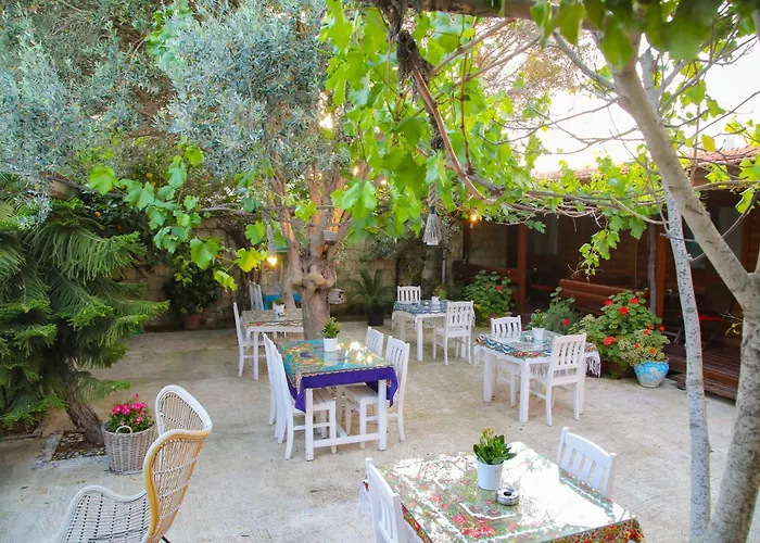 Alaçatı Kiyikiyi Butik Otel