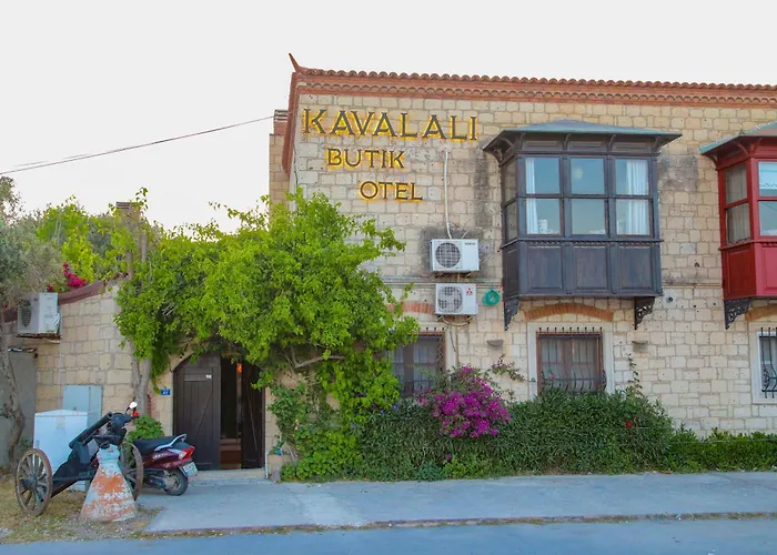 Alaçatı Kiyikiyi Butik Otel