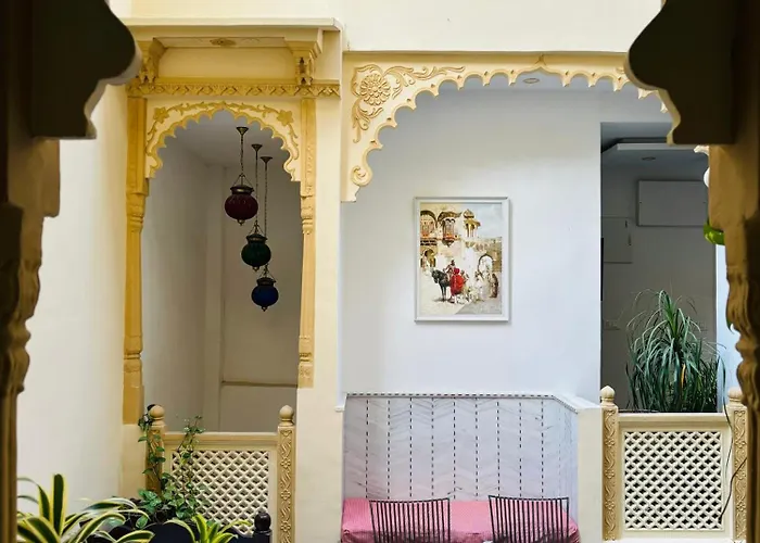 Hotel Mewari Villa Pure Veg Udaipur