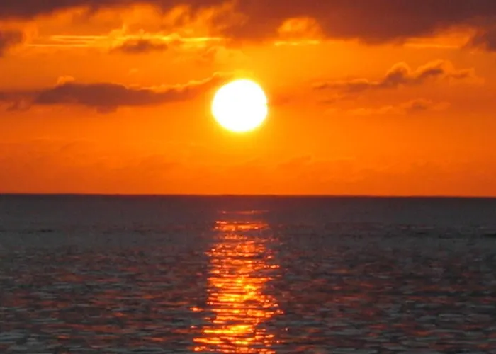 Roatan Bed & Breakfast Apartments West End