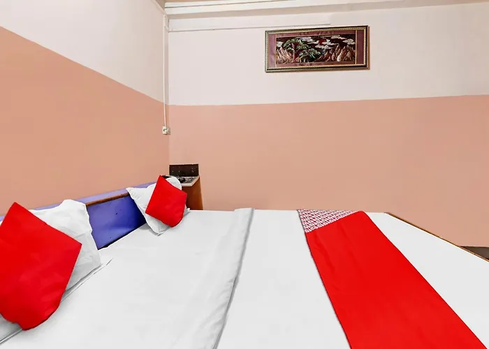 Oyo Flagship Vikash Palace Jhansi