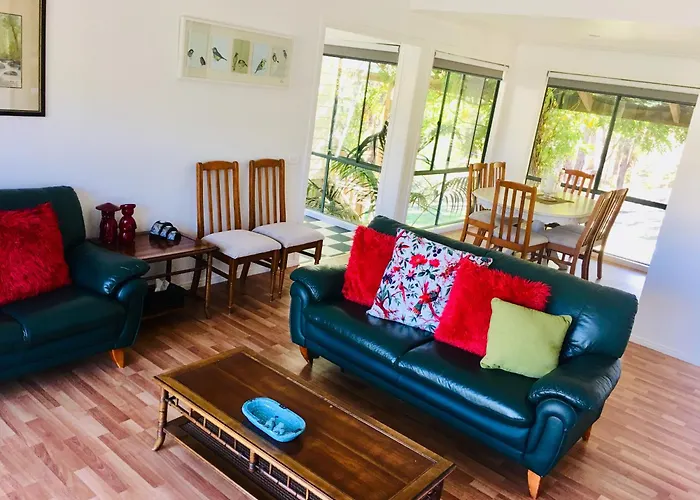Home Farm Healesville