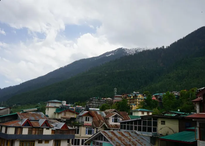 Hotel Magnolia Mallroad Manali