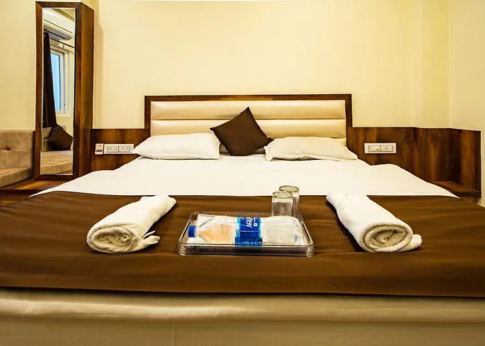 Hotel Khajanchi Kota 