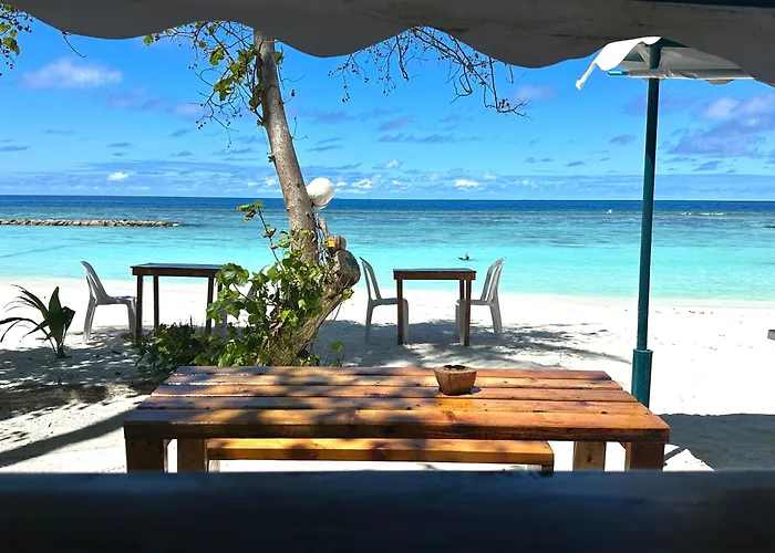 Bougainvillea Inn - Maldives Fulidhoo