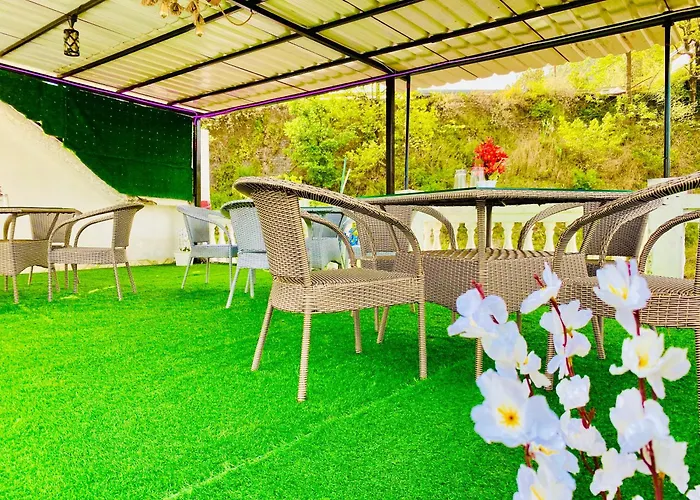 Hotel Tara Inn With Terrace And Mountain View Shimla